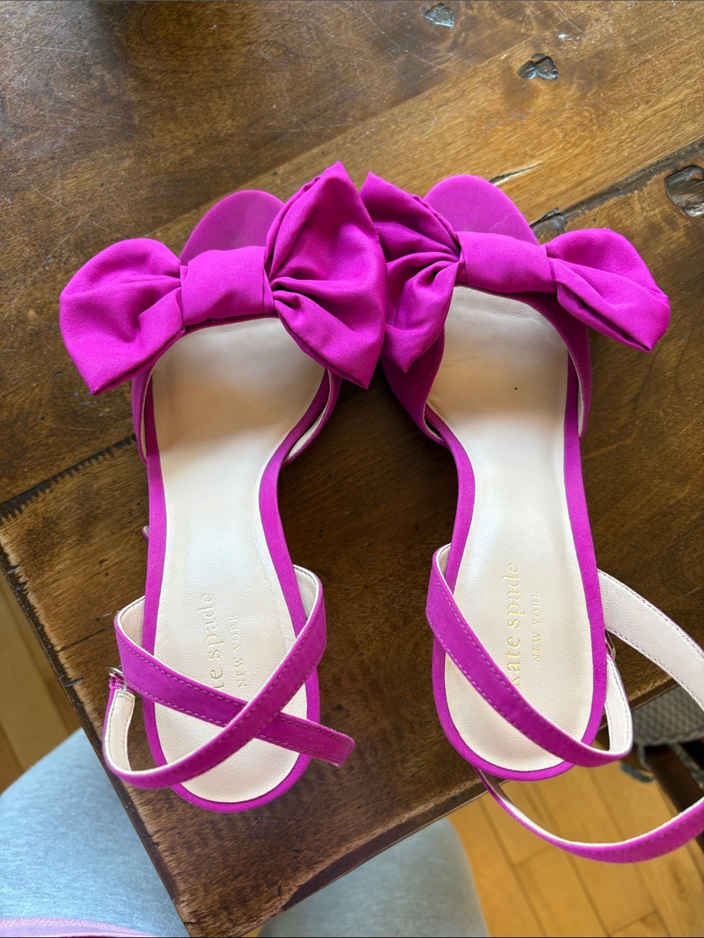 kate spade Fuchsia Bow Ankle-Strap Sandals size 8.5